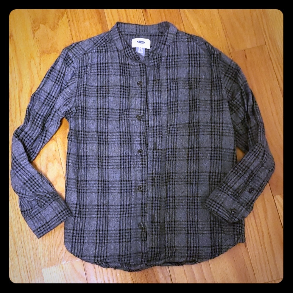 Old navy collarless button down